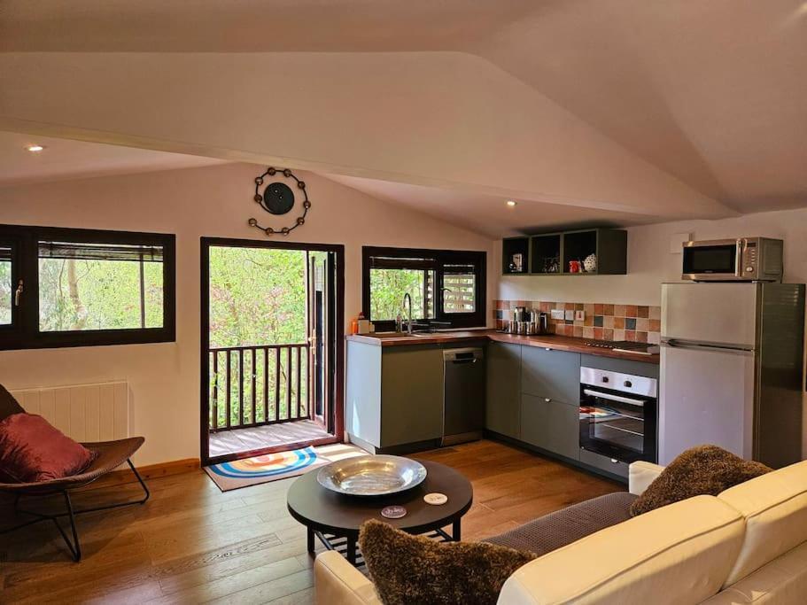 Treetops Lodge, Private Parking & Garden Truro Eksteriør billede